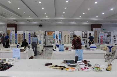 翰墨草原·舞動(dòng)星河——第二屆草原文化書(shū)畫(huà)藝術(shù)節(jié)舞臺(tái)藝術(shù)造型策劃